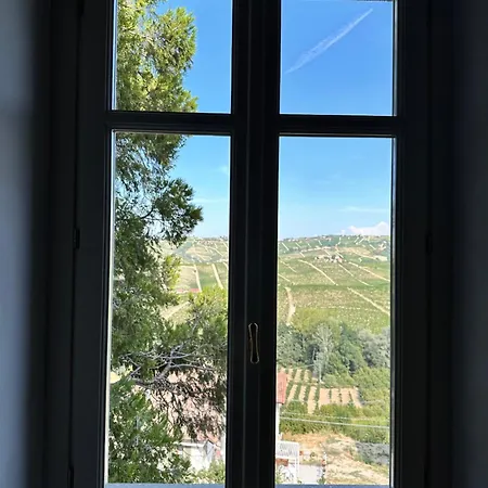 Castello Di Coazzolo نيف