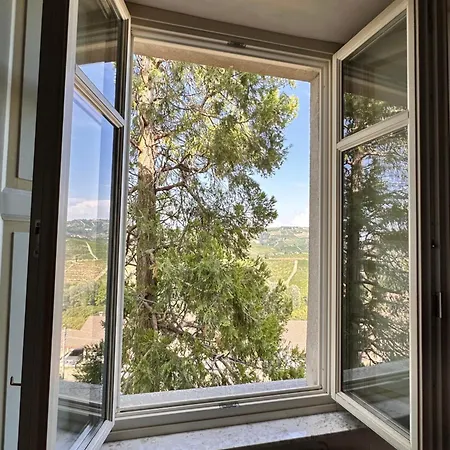 Castello Di Coazzolo 4* Neive