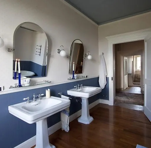 Castello Di Coazzolo 4*