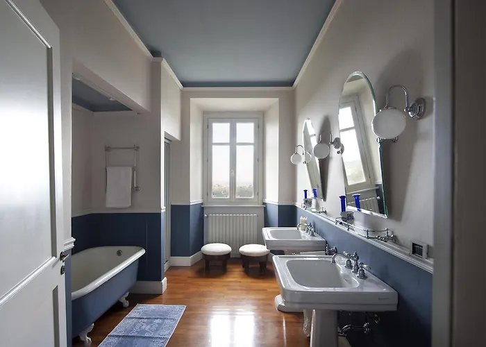 לינה וארוחת בוקר Castello Di Coazzolo